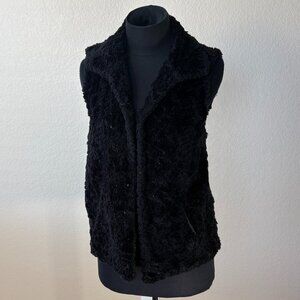 Betsey Johnson Faux Fur Vest Size M Sequins Hook Closure Collar Pockets Festival